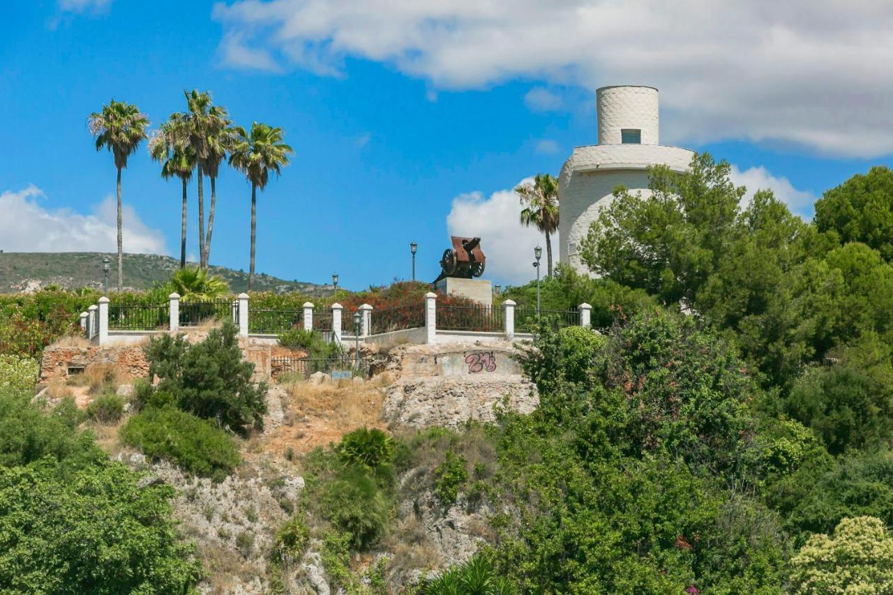 Malagadevacaciones - La Carihuela Palace 托雷莫利诺斯 外观 照片